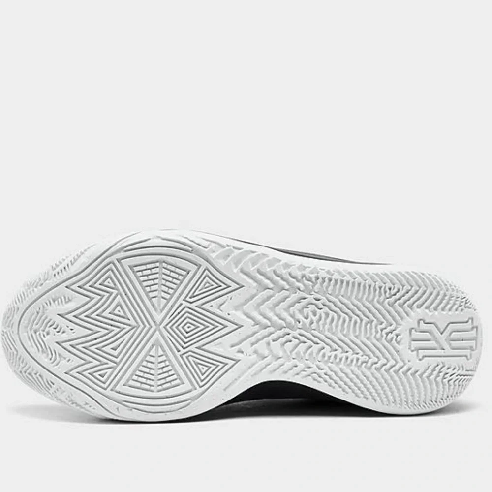 BIG KIDS' NIKE KYRIE FLYTRAP 6 BASKETBALL‎ SHOES